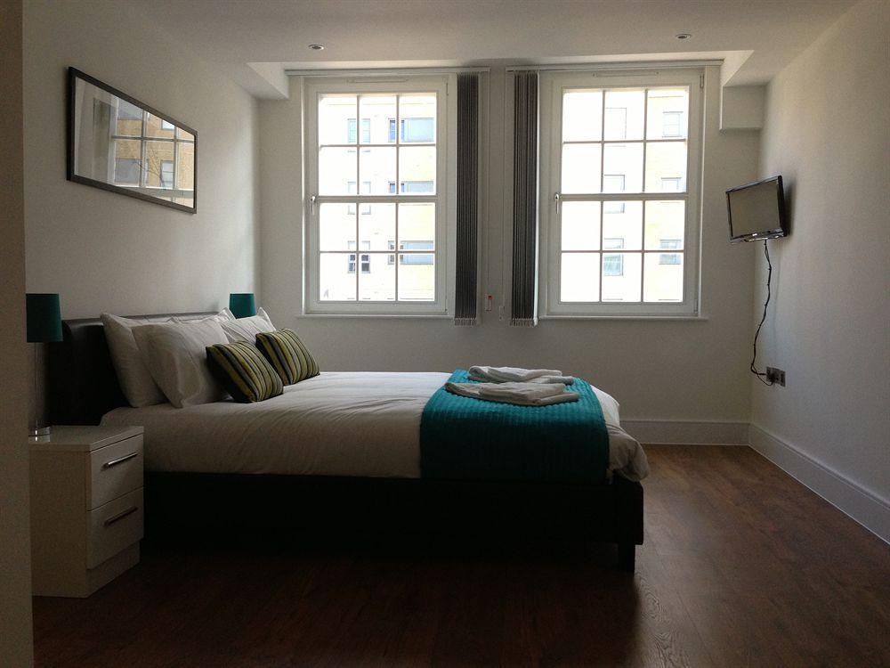 Max Serviced Apartments Commercial Road 런던 외부 사진